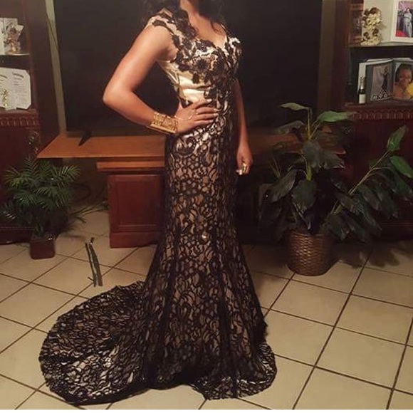 Dresses & Skirts - Prom dress